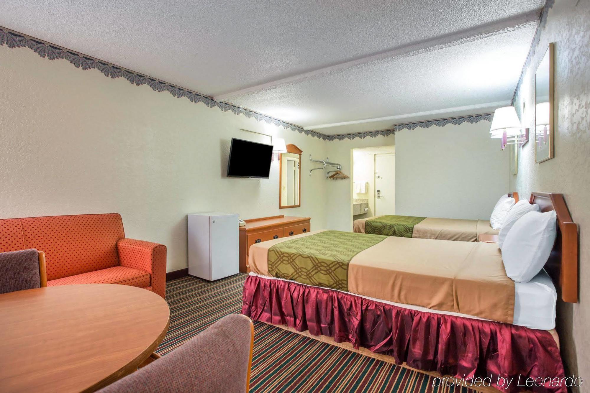 Rodeway Inn Stone Mountain Tucker Eksteriør billede